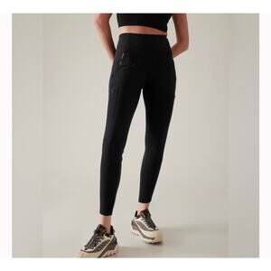 Athleta Women’s Headlands Hybrid Cargo Pants Tights Size 4P Black *EUC